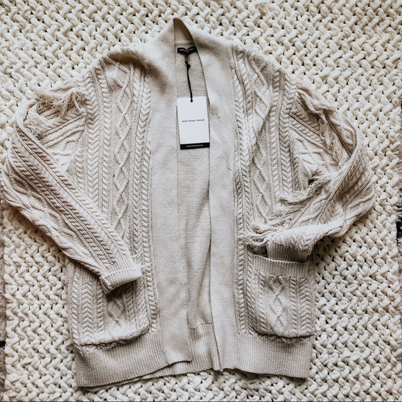 Who What Wear Sweaters - NWT cardigan 4/$38